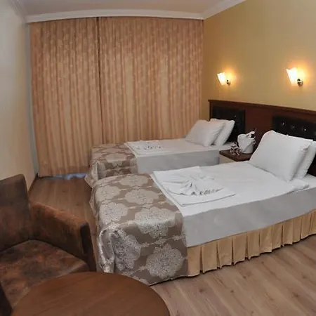 Hotel Epic 3*